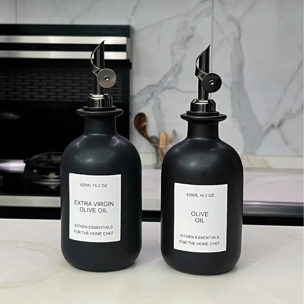Household ceramic soy sauce bottle leakproof automatic open oil bottle leakproof household kitchen seasoning utensils