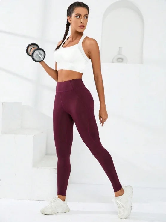 Sports and beautiful back bra set, cross-back sports bra, no chest pad, adjustable size, and can be worn inside normally.