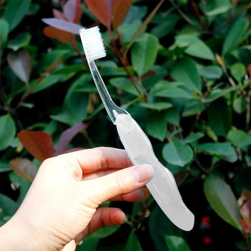 Compact Disposable Toothbrush – Foldable Design with Sanitary Cap for Outdoor Adventures & Business Trips