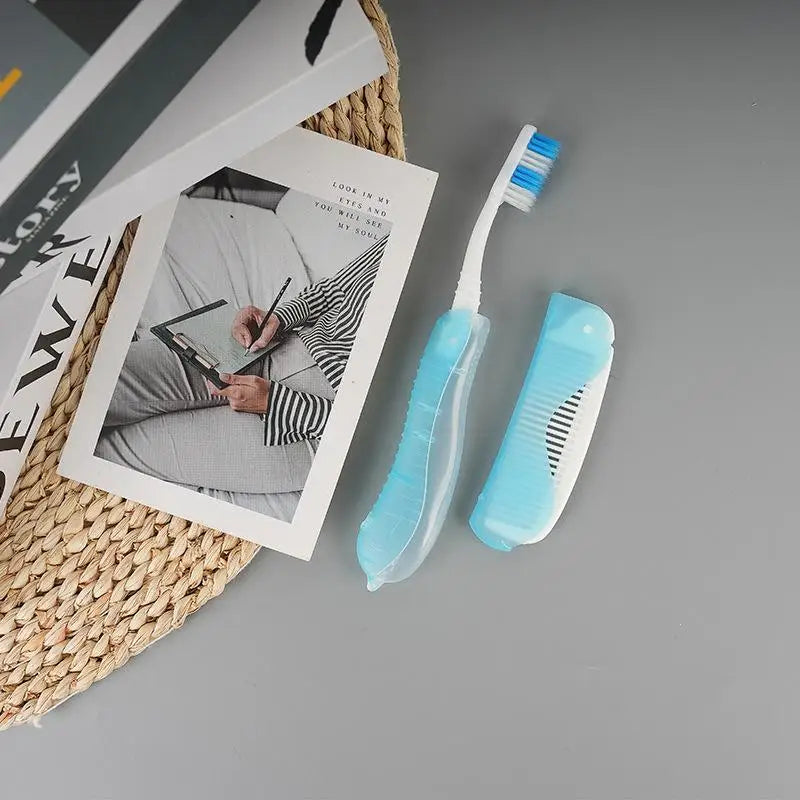 Compact Disposable Toothbrush – Foldable Design with Sanitary Cap for Outdoor Adventures & Business Trips