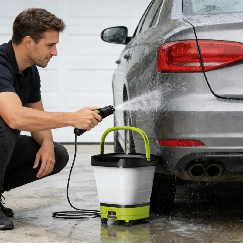Handheld Wireless Cleaning Device With 12L Collapsible Water owner And Changeable Nozzle Set For Vehicle Outdoor Care X37F