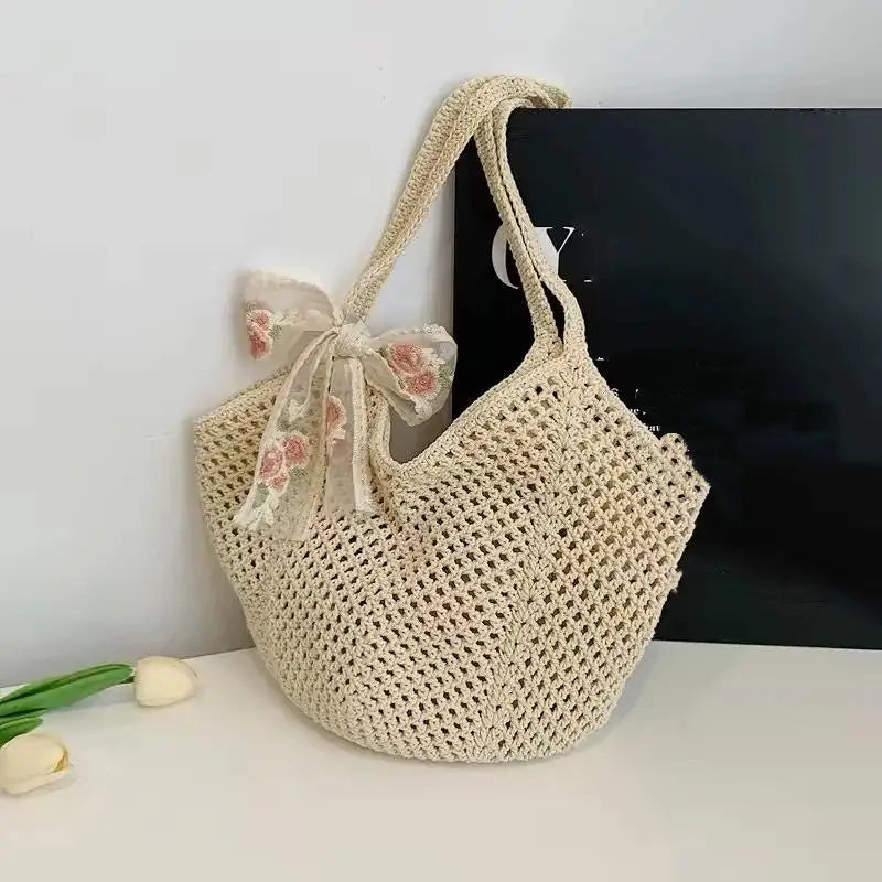 Woven Large Capacity Women's Shoulder Bag Handmade Perfect for Beach Adventures and Daily Essentials