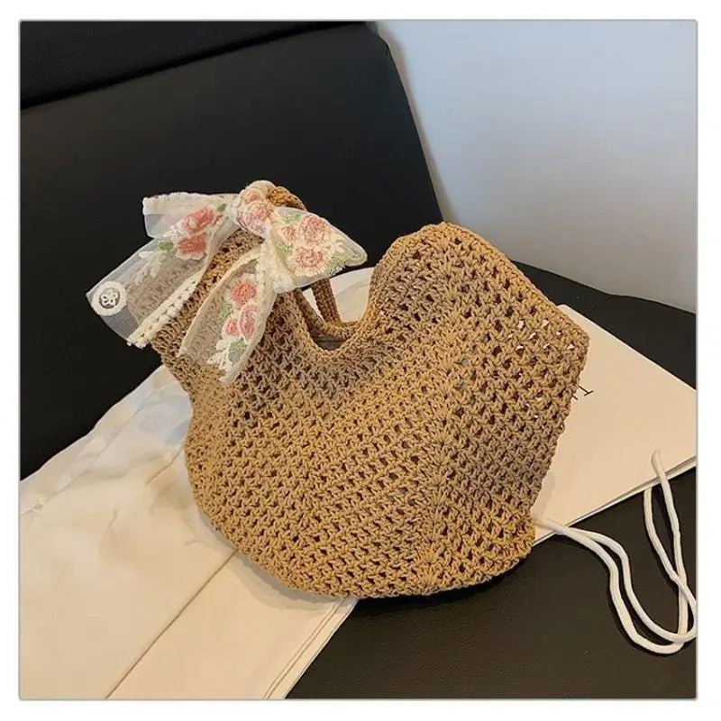 Woven Large Capacity Women's Shoulder Bag Handmade Perfect for Beach Adventures and Daily Essentials